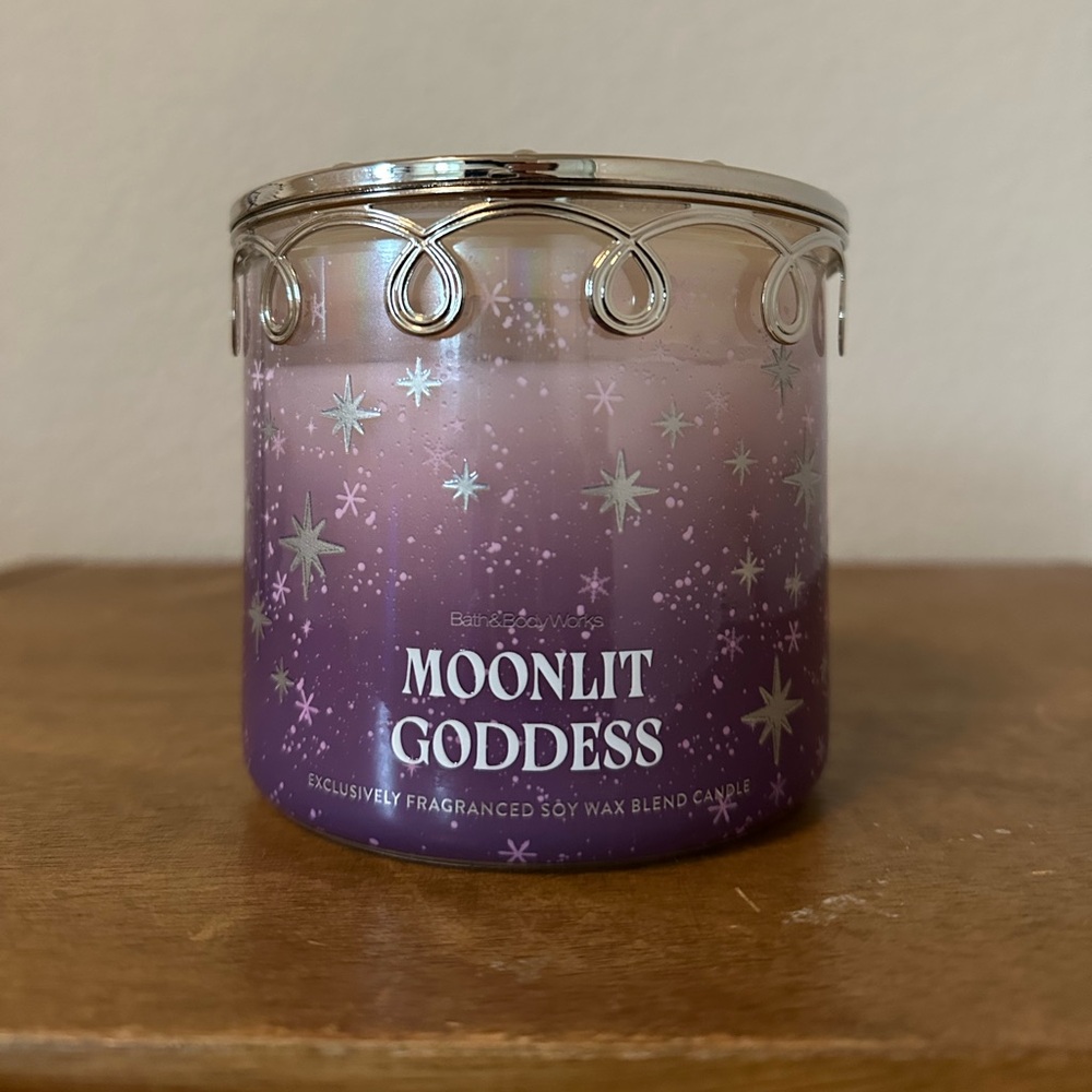 NEW bath and body works MOONLIT GODDESS 3 wick with fancy lid NEW